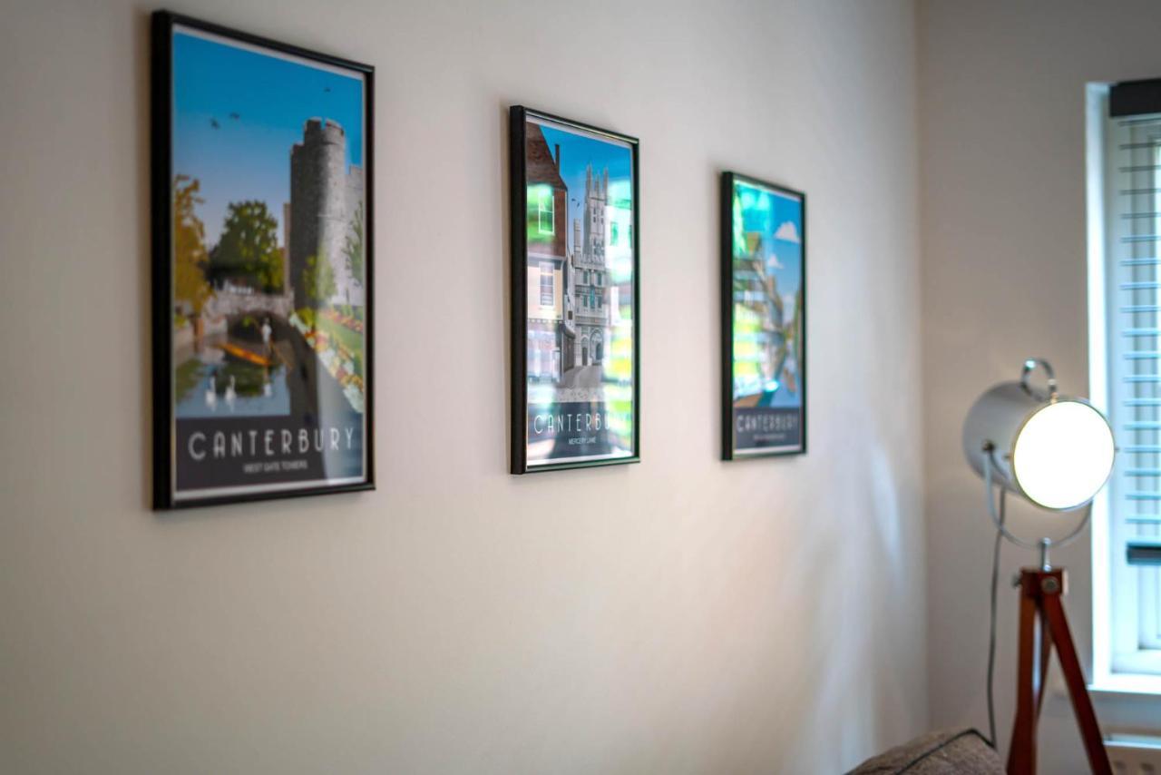 The Chaucer - Modern 3 Bed Home With Parking Close To City Centre カンタベリー エクステリア 写真