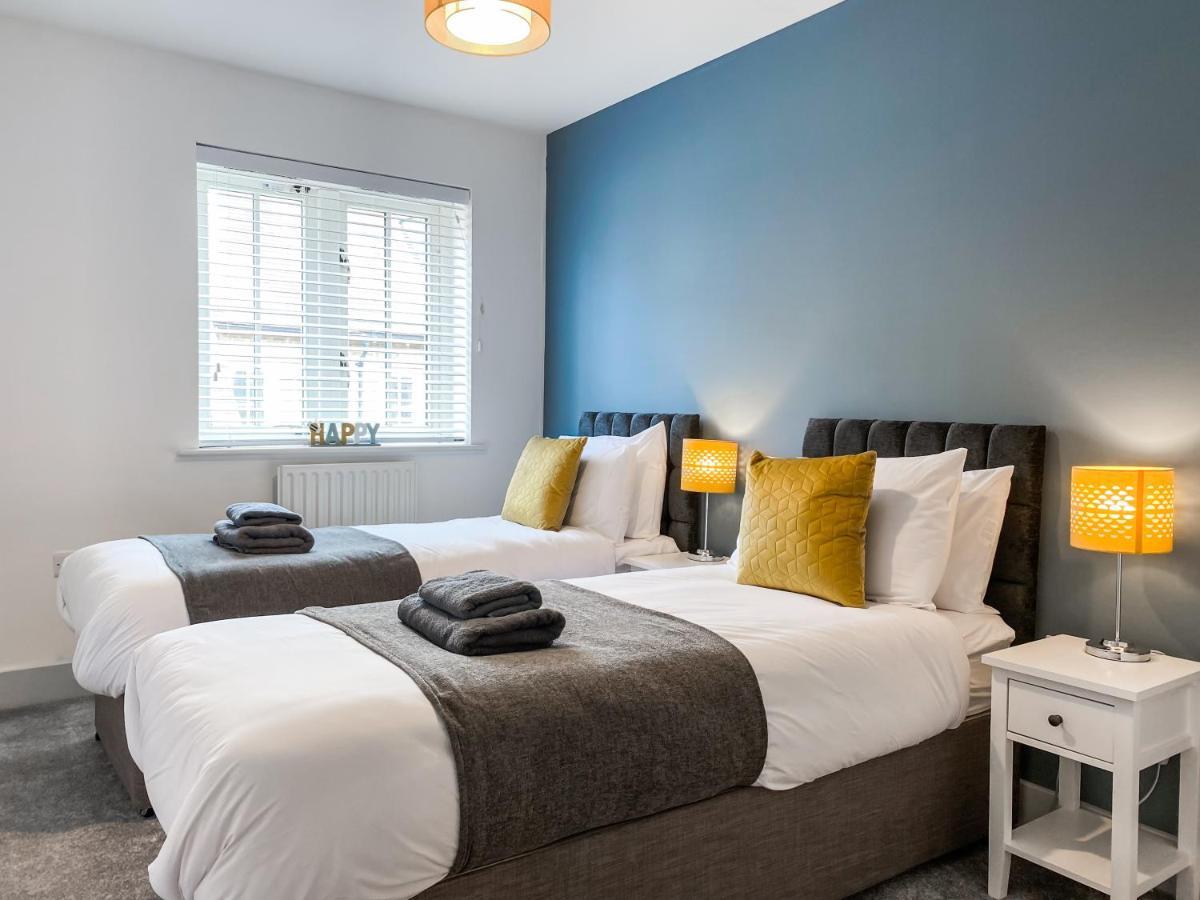 The Chaucer - Modern 3 Bed Home With Parking Close To City Centre カンタベリー エクステリア 写真