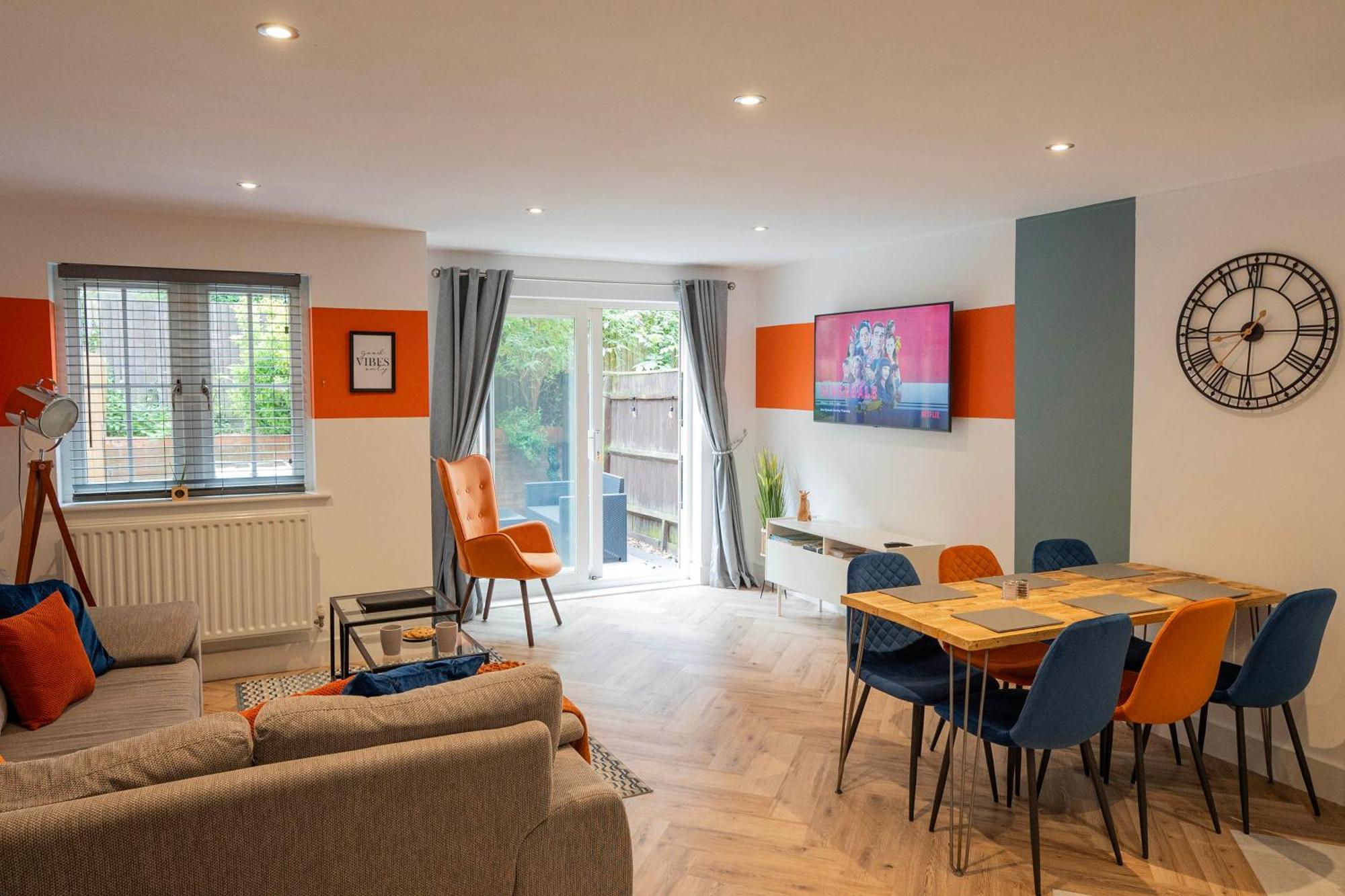 The Chaucer - Modern 3 Bed Home With Parking Close To City Centre カンタベリー エクステリア 写真