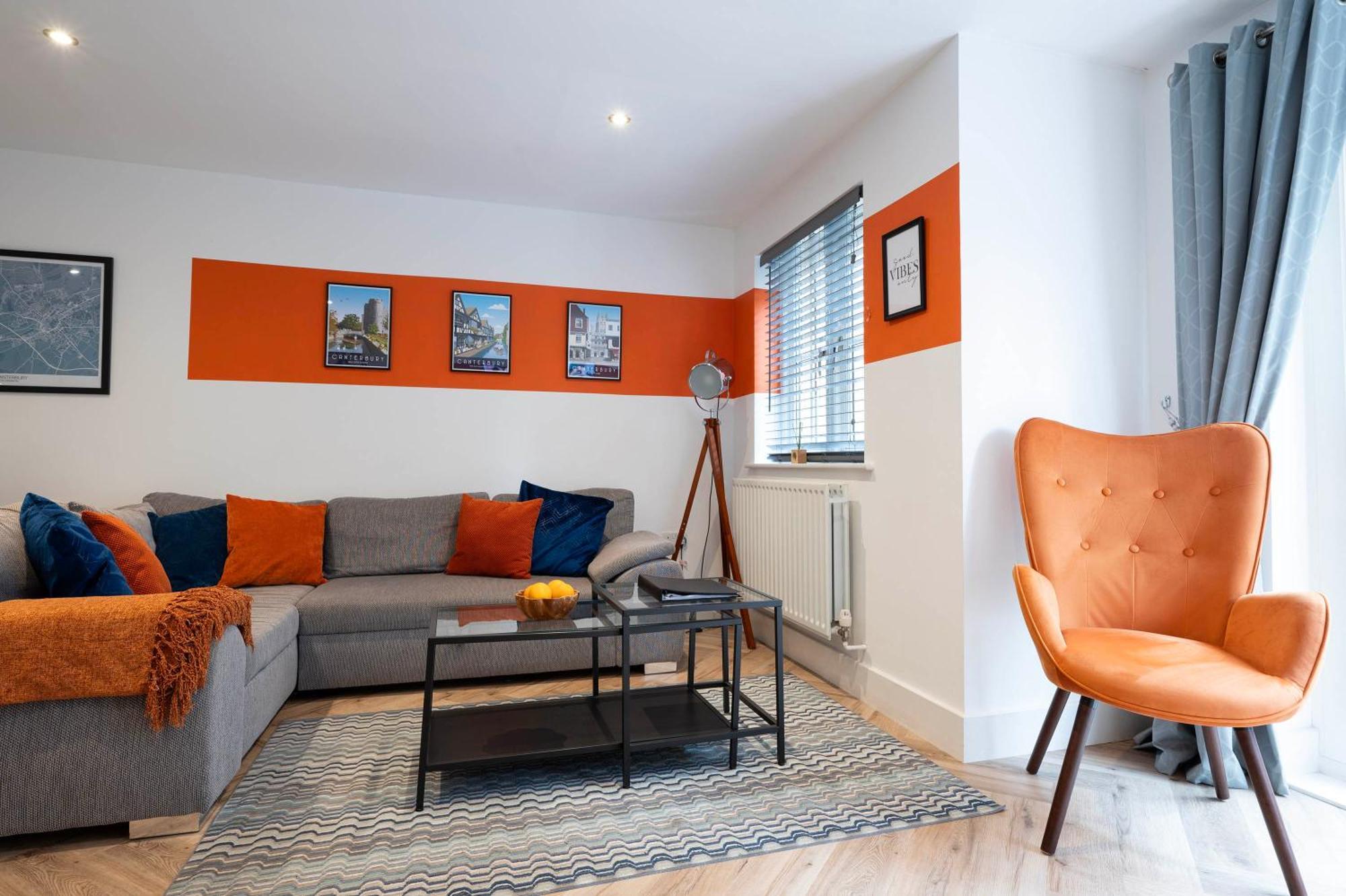 The Chaucer - Modern 3 Bed Home With Parking Close To City Centre カンタベリー エクステリア 写真
